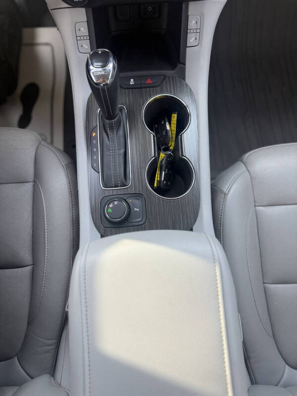 2019 GMC Acadia SLT-1