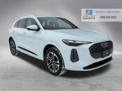 2025 Audi Q5 quattro Premium TFSI