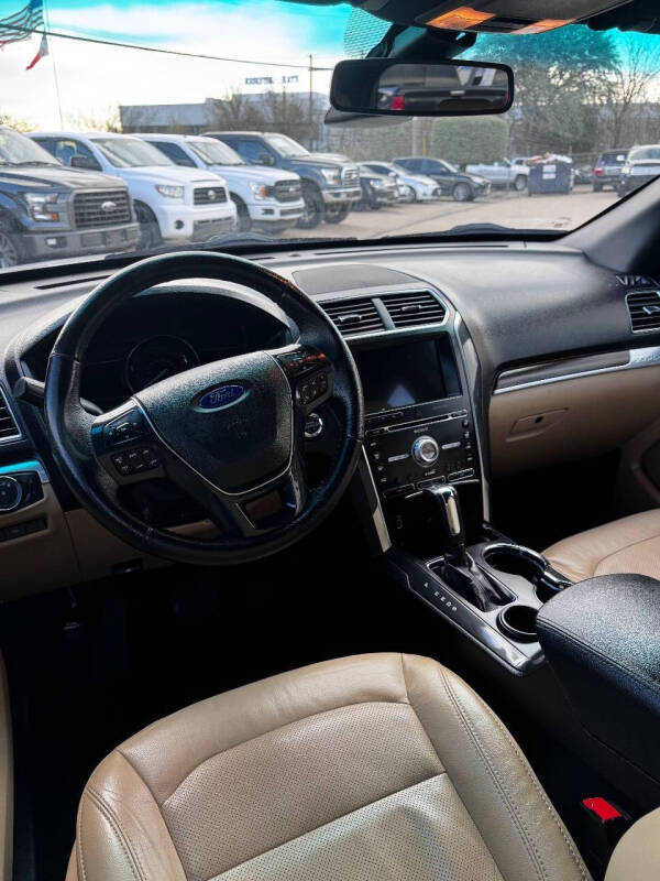 2017 Ford Explorer Limited