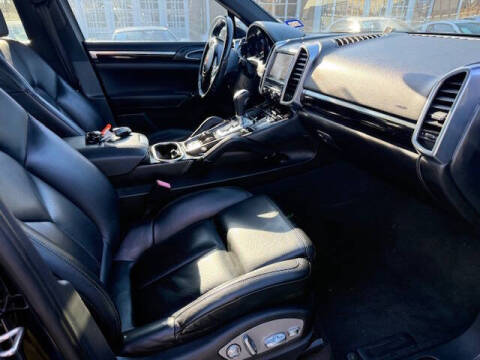 2011 Porsche Cayenne S