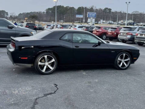 2014 Dodge Challenger SXT