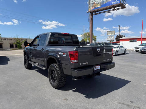 2012 Nissan Titan