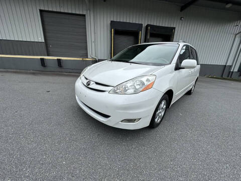 2008 Toyota Sienna XLE