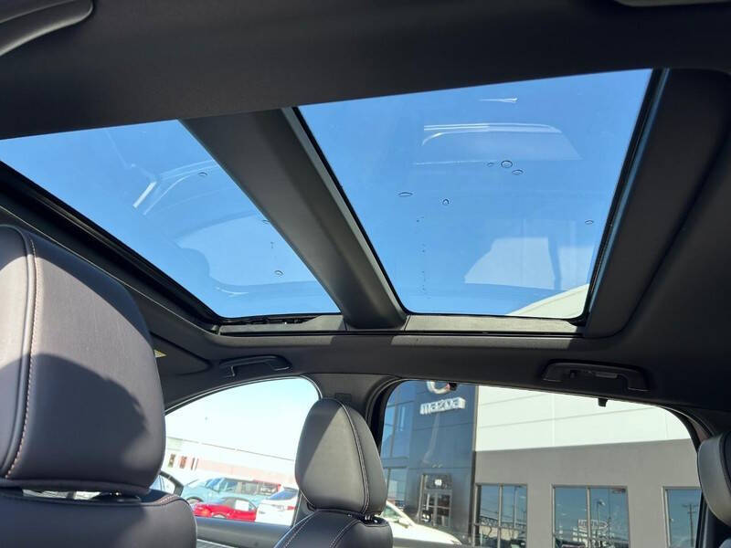 2025 Mazda CX-90 Plug-in Hybrid Premium Plus