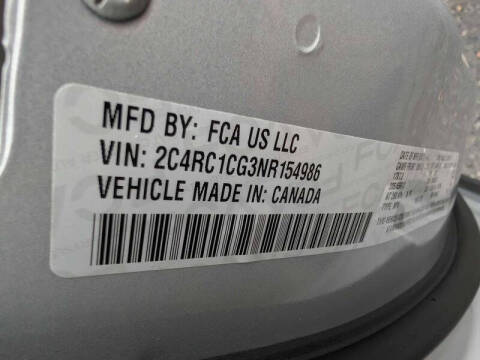 2022 Chrysler Voyager LX