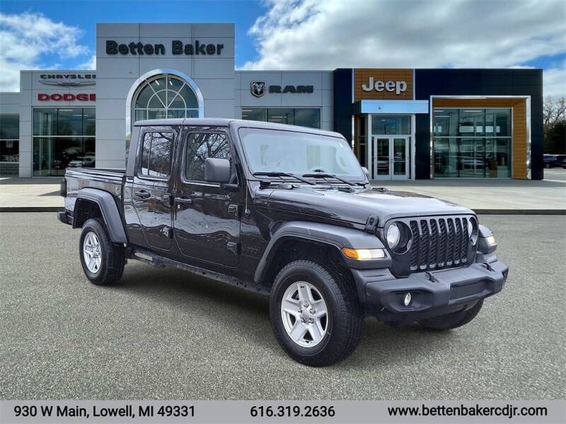 2020 Jeep Gladiator for sale at Betten Baker Chrysler Dodge Jeep Ram in Lowell MI