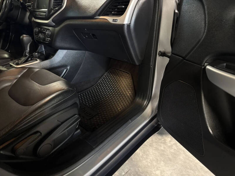 2018 Jeep Cherokee Latitude Plus
