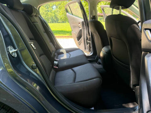 2016 Mazda MAZDA3 i Touring
