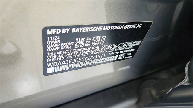 2025 BMW 5 Series 530i