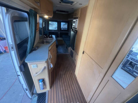 2004 Pleasure Way Plateau TS