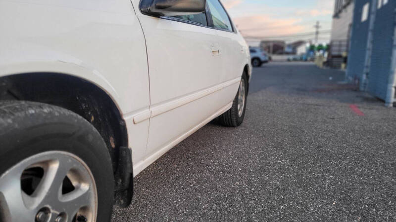 1999 Toyota Camry LE V6