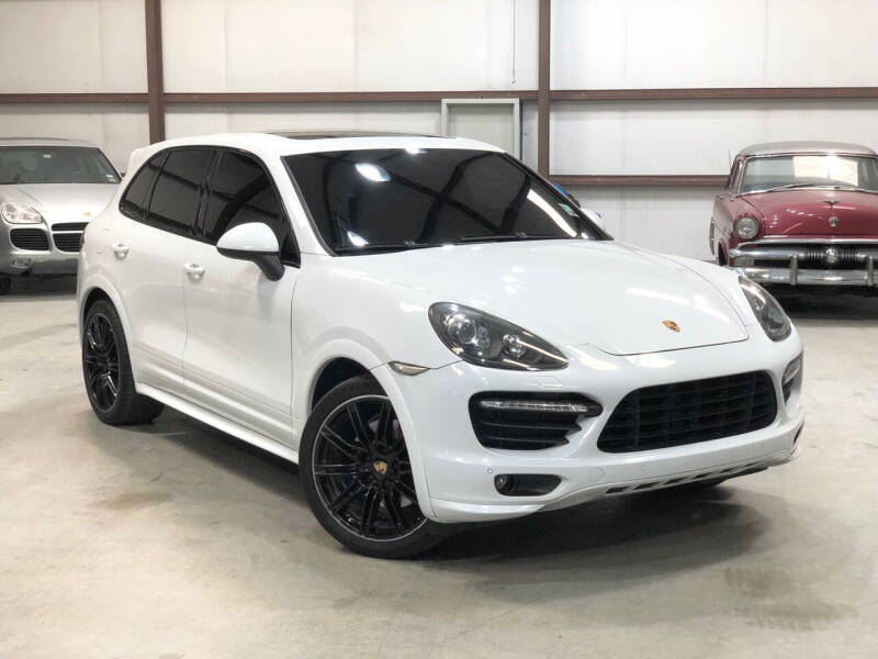 2013 Porsche Cayenne GTS