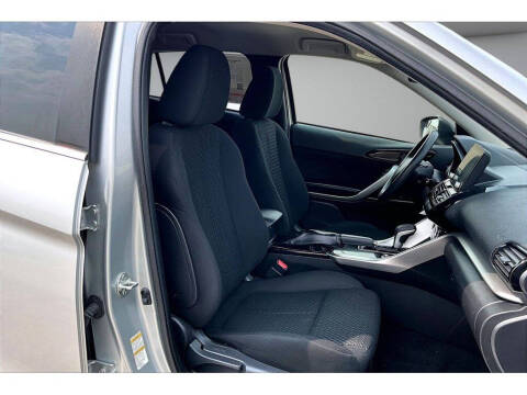2023 Mitsubishi Eclipse Cross LE