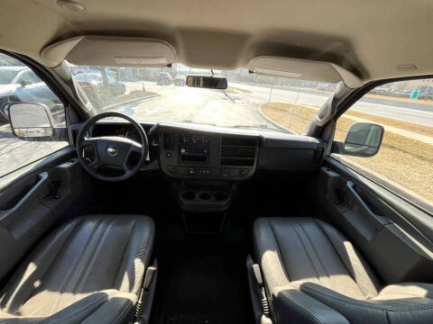 2018 Chevrolet Express 2500