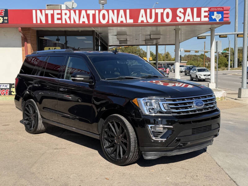2019 Ford Expedition Limited's photo