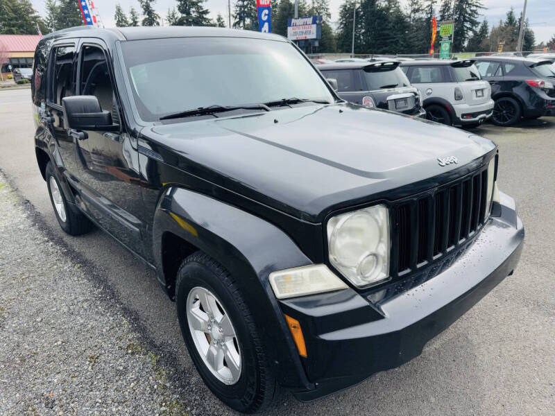 2011 Jeep Liberty Sport's photo