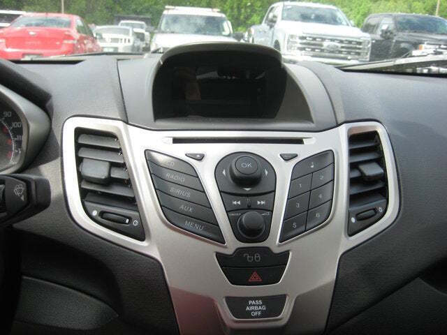 2011 Ford Fiesta SE