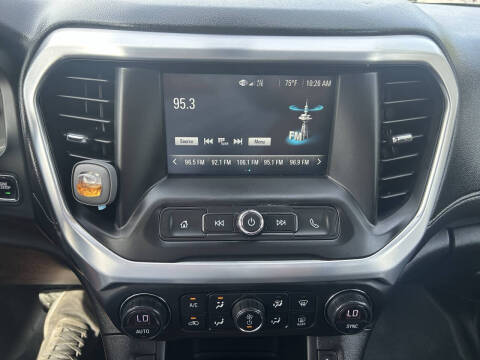 2017 GMC Acadia SLE-2