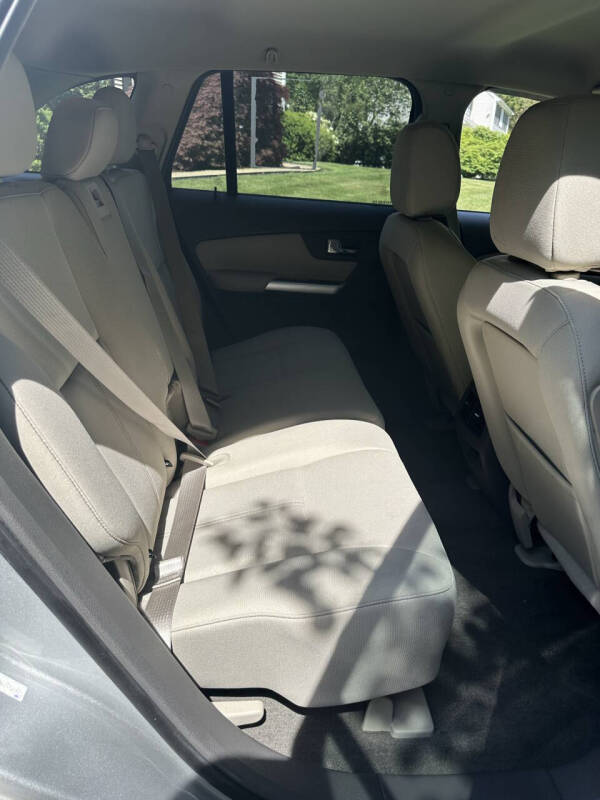 2013 Ford Edge SE