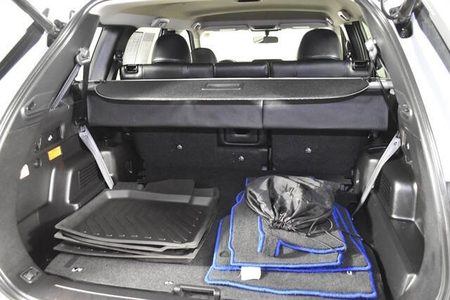 2024 Mitsubishi Outlander PHEV SE