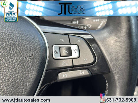 2017 Volkswagen Golf TSI Wolfsburg Edition