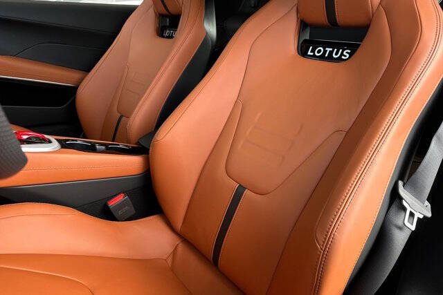 2025 Lotus Emira V6 Base