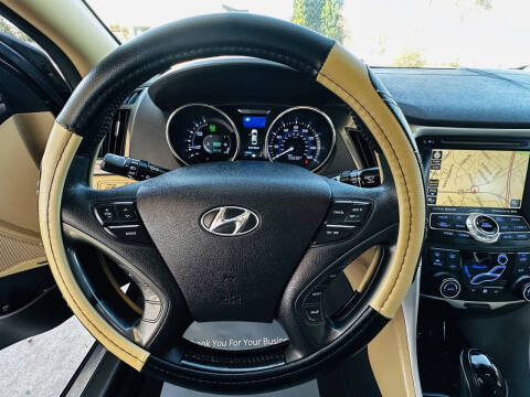 2011 Hyundai Sonata Hybrid Premium