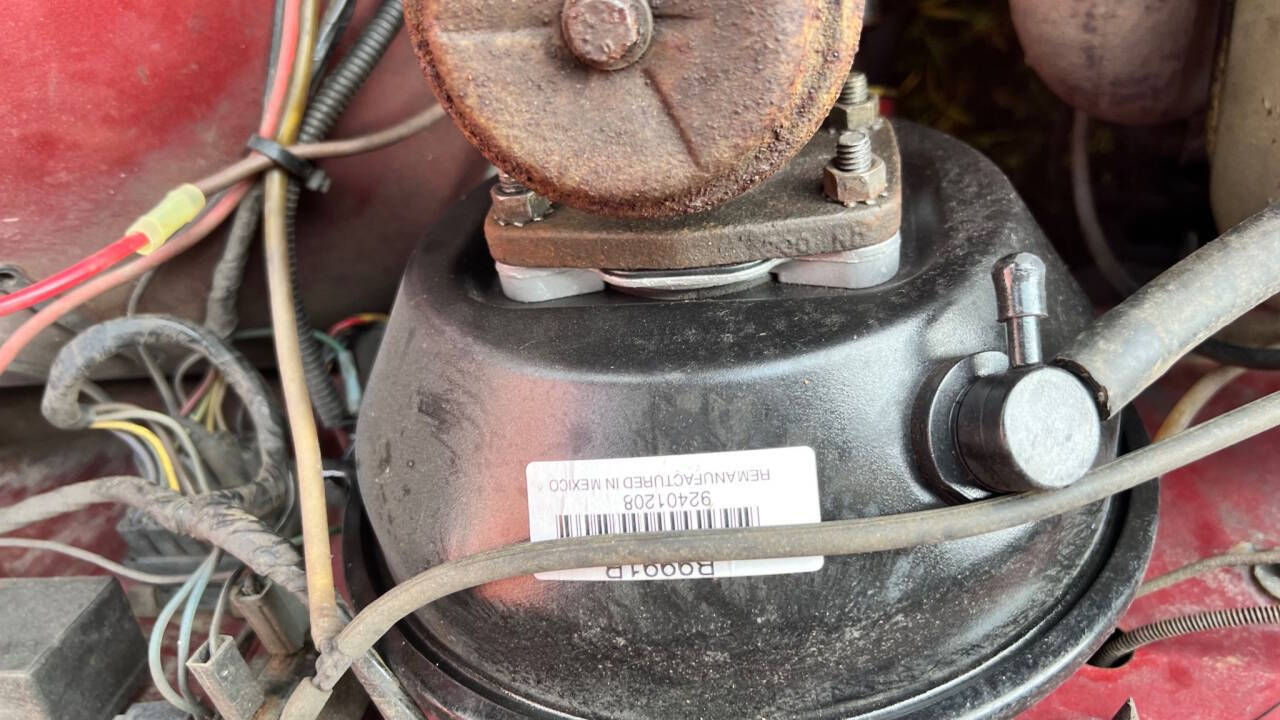 1965 Plymouth Sport Fury 25