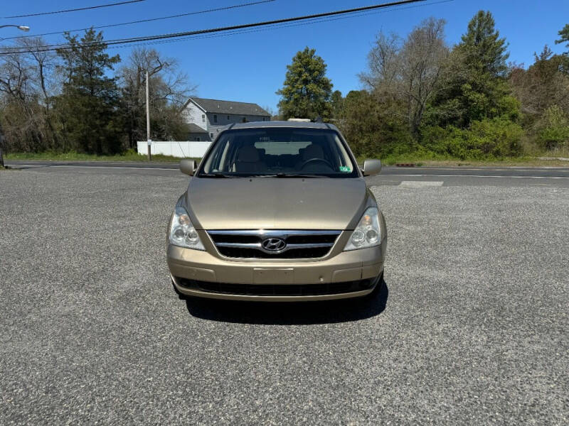 2008 Hyundai Entourage GLS