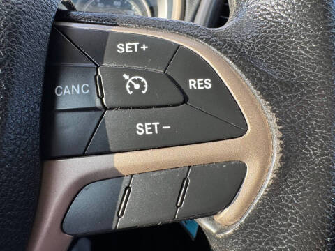 2016 Jeep Cherokee Sport