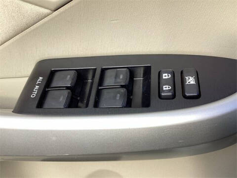 2014 Toyota Prius Two