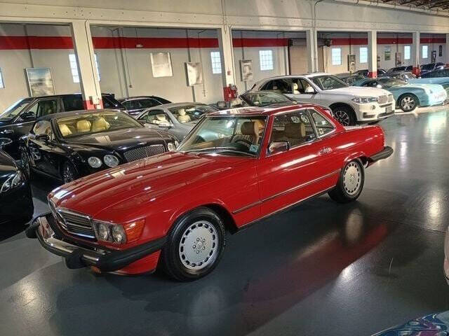 1988 Mercedes-Benz 560-Class 1