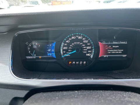 2015 Ford Taurus SEL