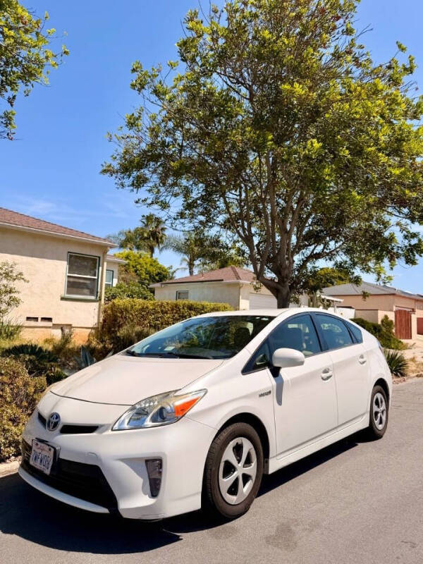 2014 Toyota Prius Three