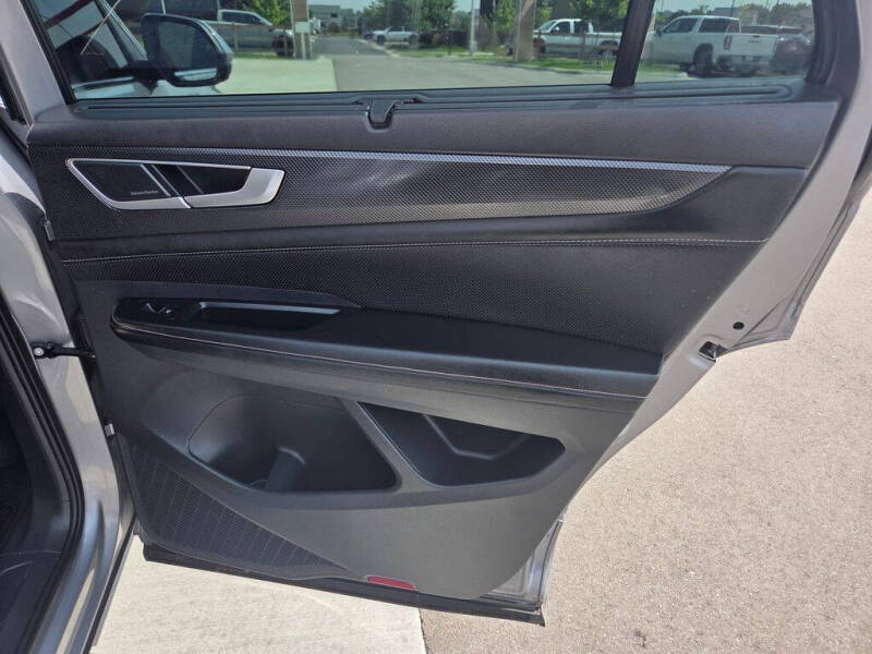 2024 Volkswagen Atlas Cross Sport SEL Premium R-Line 4Motion