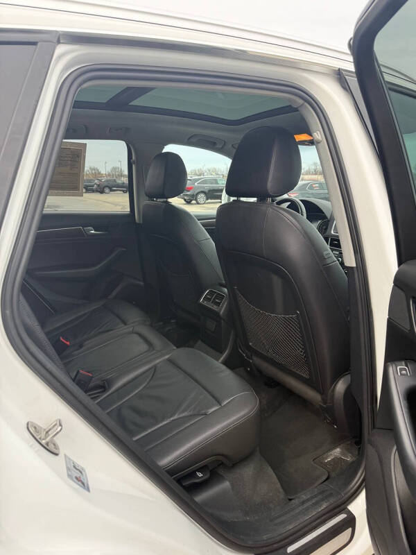 2016 Audi Q5 2.0T quattro Premium Plus
