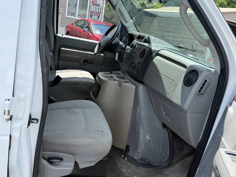 2014 Ford E-Series E-250