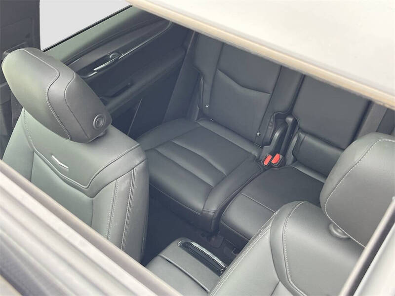 2024 Cadillac XT6 Luxury