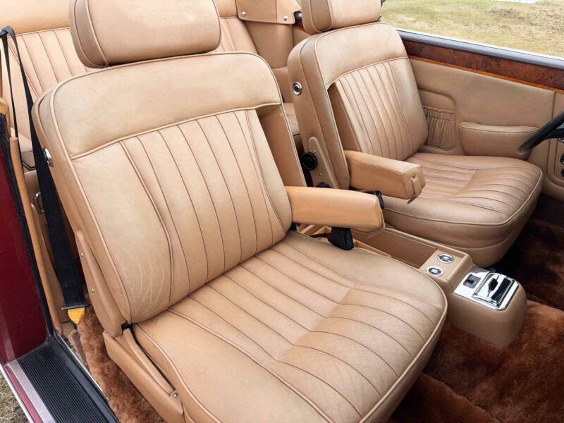 1985 Rolls-Royce Corniche