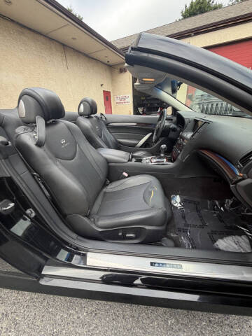 2011 Infiniti G37 Convertible