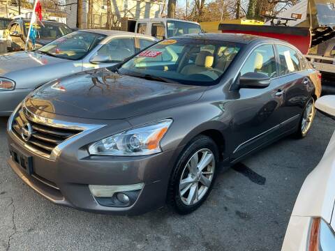 2014 Nissan Altima for sale at Drive Deleon in Yonkers NY