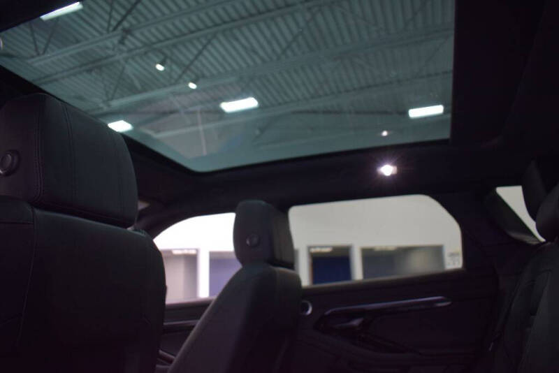 2020 Land Rover Range Rover Evoque SE