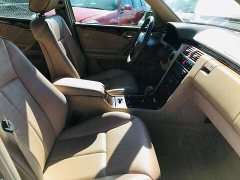 2000 Mercedes-Benz E-Class E 320