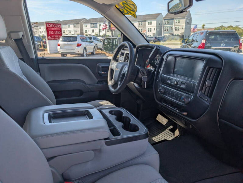 2019 Chevrolet Silverado 1500 LD Custom