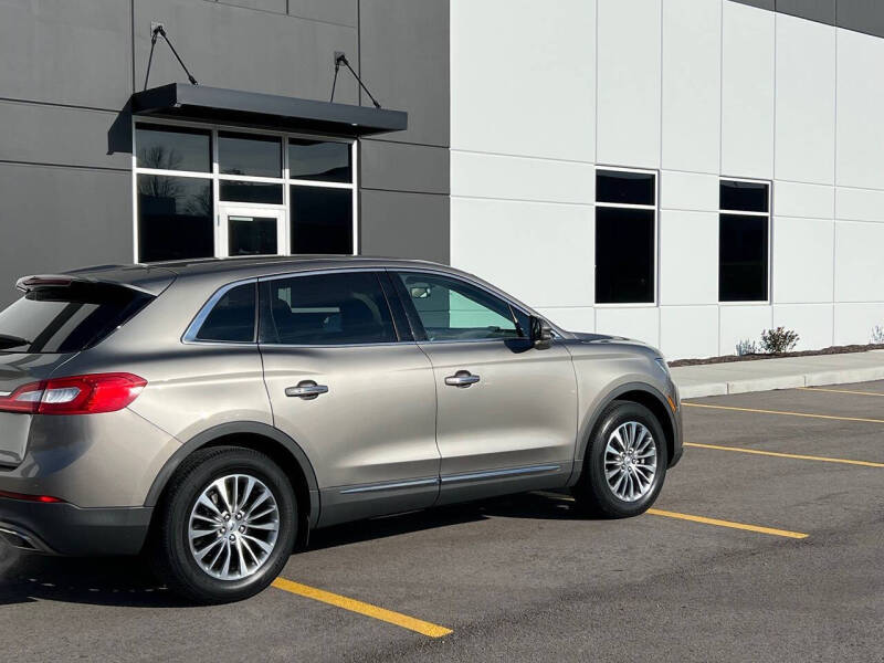 2017 Lincoln MKX Select