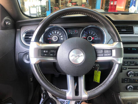 2014 Ford Mustang V6