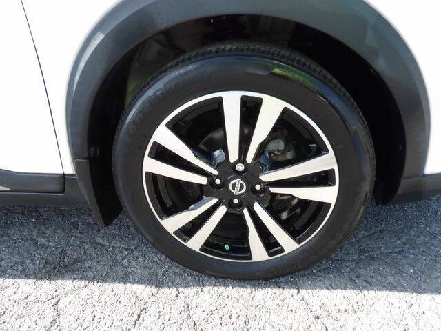 2019 Nissan Kicks SR