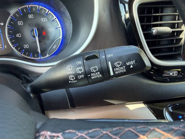 2017 Chrysler Pacifica Touring-L