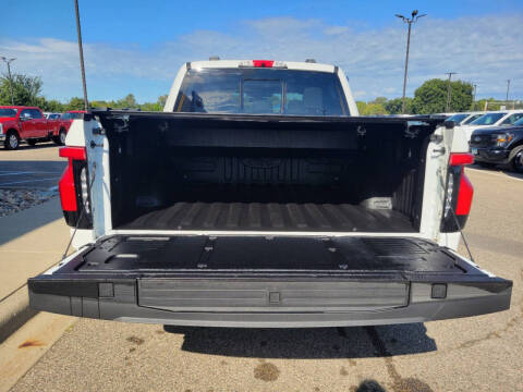 2023 Ford F-150 Lightning Lariat