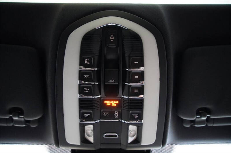 2014 Porsche Cayenne S